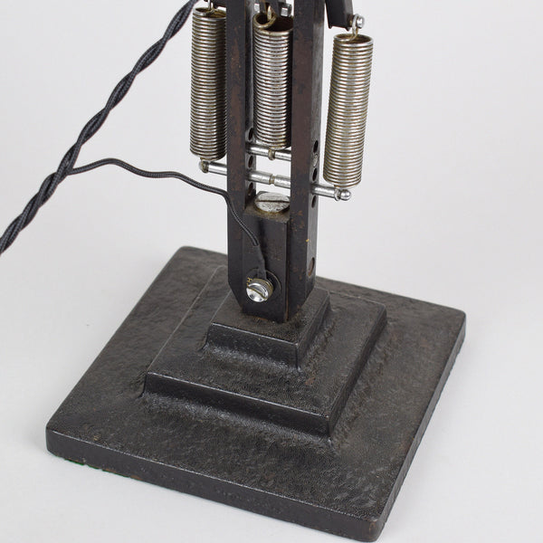 THREE STEP ANGLEPOISE