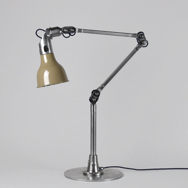 MEK ELEK TASK LAMP